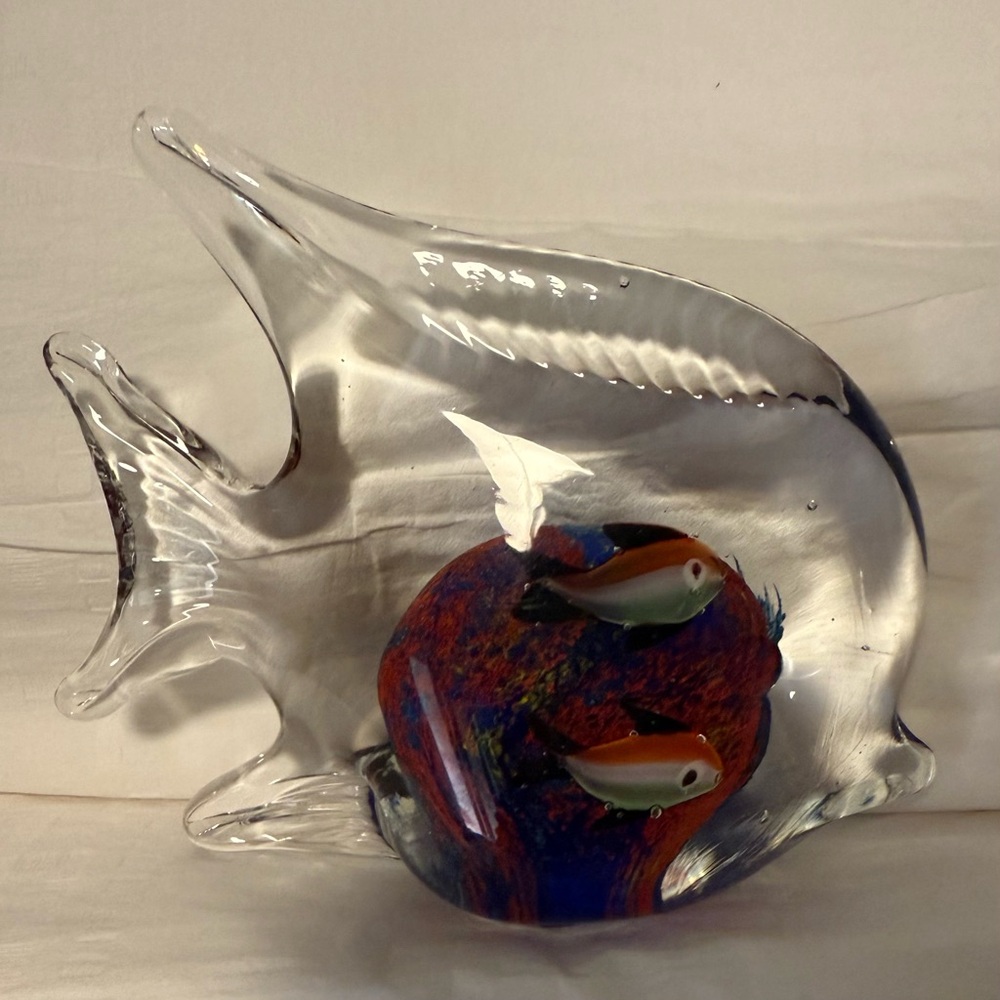 Hand Blown Art Glass Fish Shaped Paperweight Aquarium Fish 4”x 4.5"